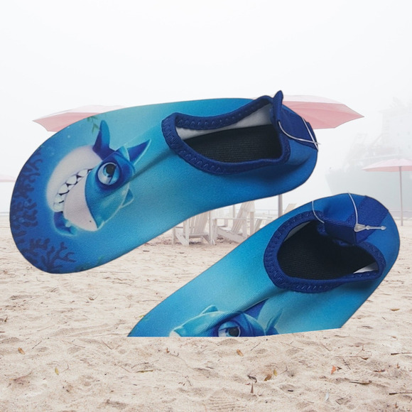 Bigib size 11 Little Kid's Blue Shark Non-Slip Swim Water Shoes ~ NEW - Picture 4 of 5